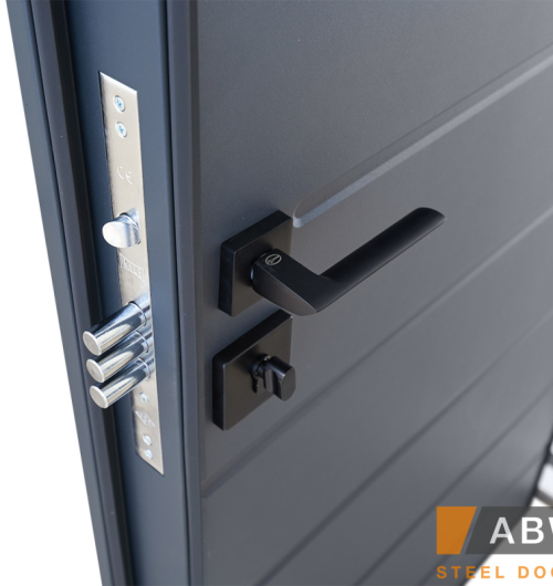 Solid комплектація з терморозривом Defender. Колір: RAL 7021T / Білий мат Solid комплектація з терморозривом Defender. Колір: RAL 7021T / Білий мат