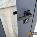 Nordi Glass комплектація Defender 1200. Колір: RAL 7021T + Білий матовий